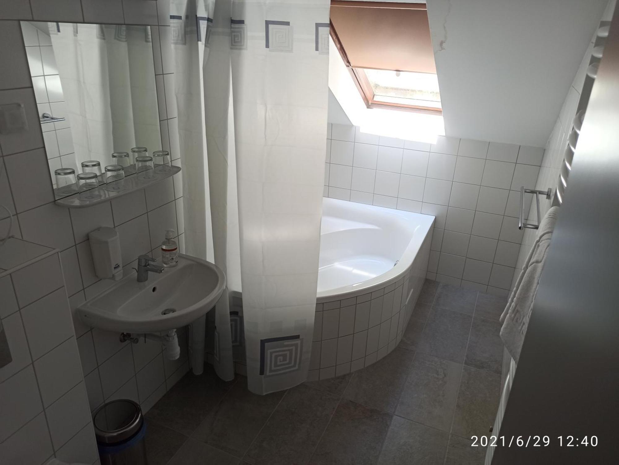 Svájci Lak Panzió Acomodação com café da manhã Nyíregyháza Exterior foto